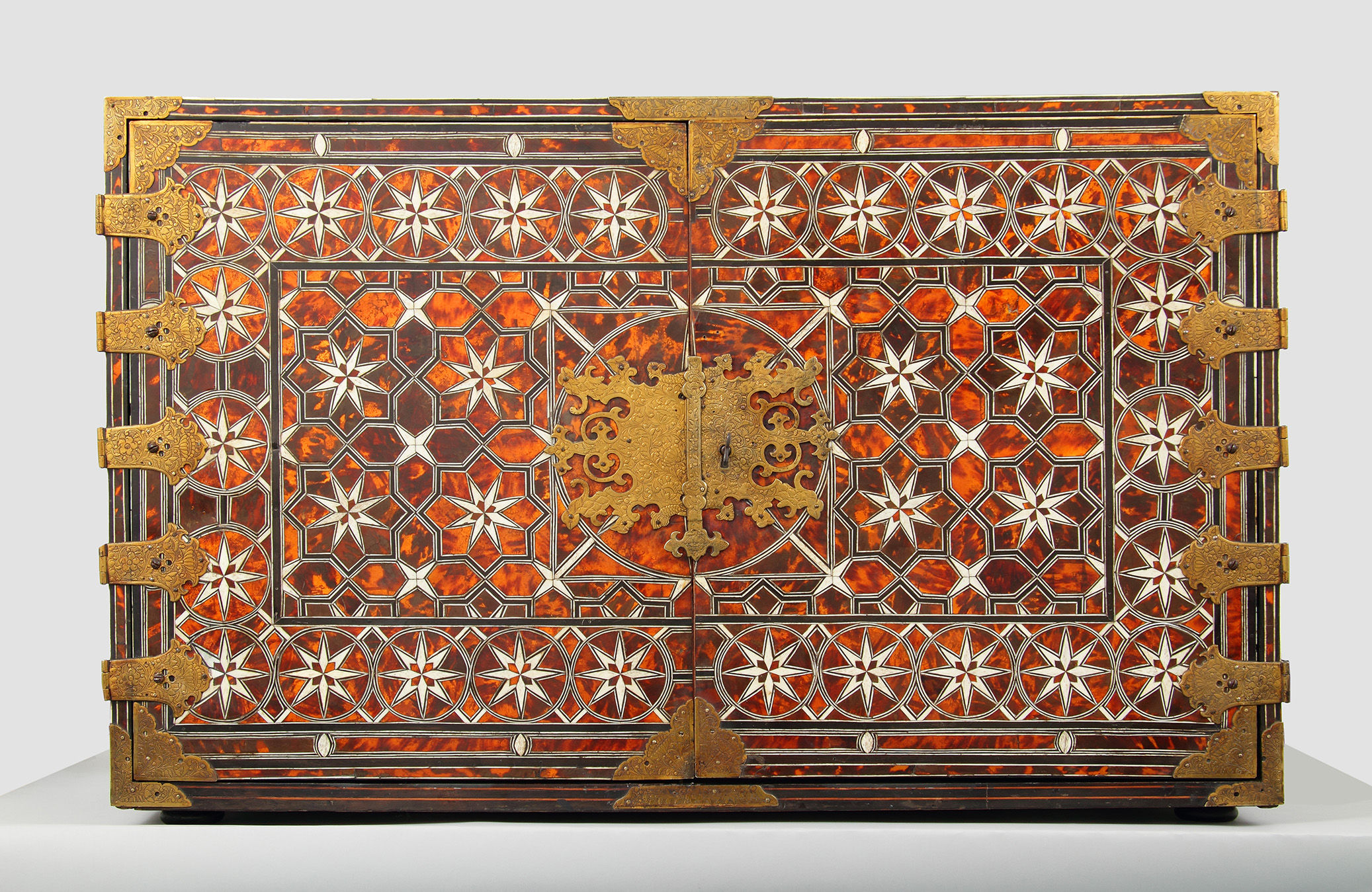 Rare ‘New Spain’ Spanish Colonial Mexico Table Cabinet